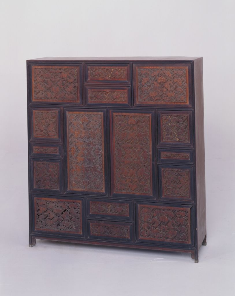 图片[1]-Red sandalwood carved cabinet with Wanfu pattern-China Archive